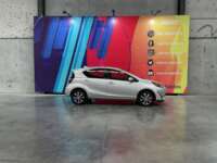 Toyota Prius 2020 5p Base Híbrido L4/1.8 Aut 2020 Toyota Prius Venta Exteriores 4