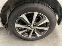 Toyota Prius 2020 5p Base Híbrido L4/1.8 Aut 2020 Toyota Prius Venta Llantas 7