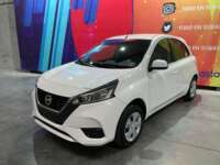 Nissan March 2021 5p Sense L4/1.6 Man 2021 Nissan March Venta Exteriores 1