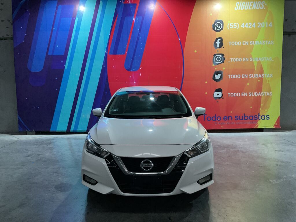 Nissan Versa 2022 4p Exclusive L4/1.6 CVT  2022 Nissan Versa Venta Exteriores 2
