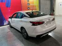 Nissan Versa 2022 4p Exclusive L4/1.6 CVT  2022 Nissan Versa Venta Exteriores 5