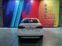 Nissan Versa 2022 4p Exclusive L4/1.6 CVT  2022 Nissan Versa Venta Exteriores 6