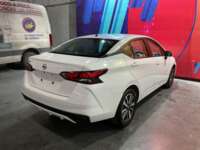 Nissan Versa 2022 4p Exclusive L4/1.6 CVT  2022 Nissan Versa Venta Exteriores 7