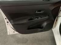 Nissan Versa 2022 4p Exclusive L4/1.6 CVT  2022 Nissan Versa Venta Interiores 15