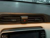 Nissan Versa 2022 4p Exclusive L4/1.6 CVT  2022 Nissan Versa Venta Interiores 7