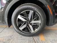 Kia Sorento 2021 5p EX L4/2.5 GDI Aut Línea Nueva 2021 Kia Sorento Venta Llantas 10