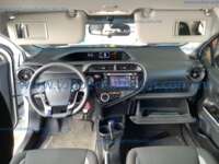 Toyota Prius 2021 5p C Híbrido L4/1.5 Aut 2021 Toyota Prius Ingreso Interiores 21