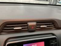 Nissan Versa 2020 4p Sense L4/1.6 Man 2020 Nissan Versa Venta Interiores 6