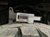 Nissan NP300 Doble Cabina 2020 4p S L4/2.5 Man A/A Paq. Seg. 2020 Nissan NP300 Doble Cabina Venta Llantas 12