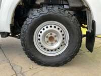 Nissan NP300 Doble Cabina 2020 4p S L4/2.5 Man A/A Paq. Seg. 2020 Nissan NP300 Doble Cabina Venta Llantas 4