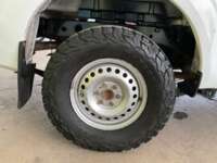 Nissan NP300 Doble Cabina 2020 4p S L4/2.5 Man A/A Paq. Seg. 2020 Nissan NP300 Doble Cabina Venta Llantas 7