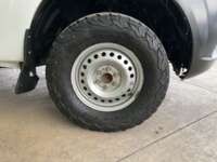 Nissan NP300 Doble Cabina 2020 4p S L4/2.5 Man A/A Paq. Seg. 2020 Nissan NP300 Doble Cabina Venta Llantas 10