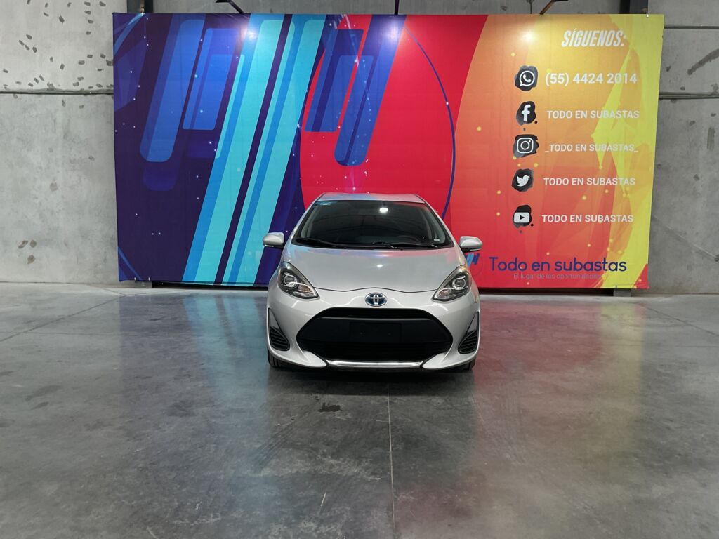 Toyota Prius 2021 5p Base Hibrido L4/1.8 Aut 2021 Toyota Prius Venta Exteriores 2