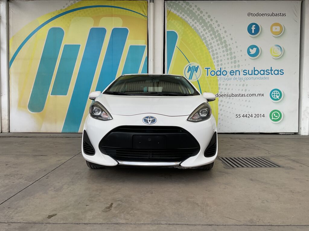 Toyota Prius 2021 5p Prius C L4/1.5 Aut 2021 Toyota Prius Venta Exteriores 2