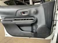 Toyota Prius 2021 5p Prius C L4/1.5 Aut 2021 Toyota Prius Venta Interiores 16