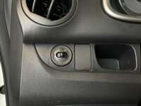 Chevrolet Aveo 2020 4p LS L4/1.5 Man  2020 Chevrolet Aveo Venta Interiores 5