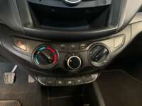 Chevrolet Aveo 2020 4p LS L4/1.5 Man  2020 Chevrolet Aveo Venta Interiores 8