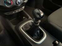 Chevrolet Aveo 2020 4p LS L4/1.5 Man  2020 Chevrolet Aveo Venta Interiores 9