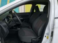 Chevrolet Aveo 2020 4p LS L4/1.5 Man  2020 Chevrolet Aveo Venta Interiores 15