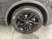 Volkswagen Tiguan 2022 5p R-Line L4/2.0/T DSG 2022 Volkswagen Tiguan Venta Llantas 1