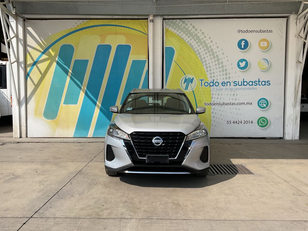 Nissan Kicks 2021 5p Advance L4/1.6 CVT     2021 Nissan Kicks Venta Exteriores 2