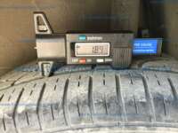 Toyota Prius 2021 5p C Híbrido L4/1.5 Aut 2021 Toyota Prius Ingreso Llantas 13