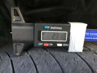 Toyota Prius 2021 5p C Híbrido L4/1.5 Aut 2021 Toyota Prius Venta Llantas 3