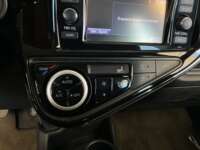 Toyota Prius 2019 5p C Hibrido L4/1.5/Aut 2019 Toyota Prius Venta Interiores 11