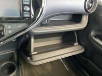 Toyota Prius 2019 5p C Hibrido L4/1.5/Aut 2019 Toyota Prius Venta Interiores 19