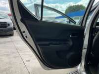 Toyota Prius 2019 5p C Hibrido L4/1.5/Aut 2019 Toyota Prius Venta Interiores 22