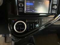 Toyota Prius 2019 5p C Hibrido L4/1.5/Aut 2019 Toyota Prius Venta Interiores 11