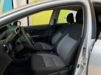 Toyota Prius 2019 5p C Hibrido L4/1.5/Aut 2019 Toyota Prius Venta Interiores 21