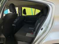 Toyota Prius 2019 5p C Hibrido L4/1.5/Aut 2019 Toyota Prius Venta Interiores 23