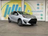 Toyota Prius 2019 5p C Hibrido L4/1.5/Aut 2019 Toyota Prius Venta Exteriores 3