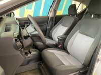 Toyota Prius 2019 5p C Hibrido L4/1.5/Aut 2019 Toyota Prius Venta Interiores 16