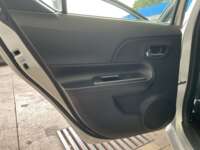 Toyota Prius 2019 5p C Hibrido L4/1.5/Aut 2019 Toyota Prius Venta Interiores 17