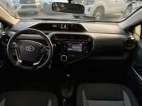 Toyota Prius 2019 5p C Hibrido L4/1.5/Aut 2019 Toyota Prius Venta Interiores 4