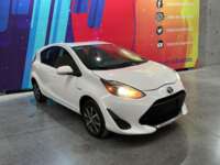 Toyota Prius 2021 5p Base Hibrido L4/1.8 Aut 2021 Toyota Prius Venta Exteriores 3