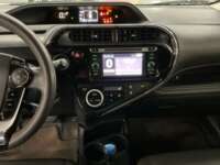 Toyota Prius 2021 5p Base Hibrido L4/1.8 Aut 2021 Toyota Prius Venta Interiores 4