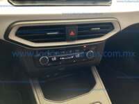 Seat Ibiza 2024 5p Style L4/1.6 Man 2024 Seat Ibiza Ingreso Interiores 10