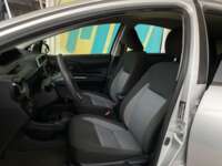 Toyota Prius 2019 5p C Hibrido L4/1.5/Aut 2019 Toyota Prius Venta Interiores 21