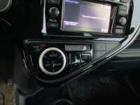 Toyota Prius 2019 5p C Hibrido L4/1.5/Aut 2019 Toyota Prius Venta Interiores 11