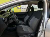 Toyota Prius 2020 5p C Híbrido L4/1.5 Aut  2020 Toyota Prius Venta Interiores 21