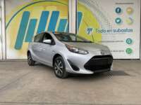 Toyota Prius 2019 5p C Hibrido L4/1.5/Aut 2019 Toyota Prius Venta Exteriores 3