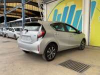 Toyota Prius 2019 5p C Hibrido L4/1.5/Aut 2019 Toyota Prius Venta Exteriores 5