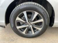 Toyota Prius 2019 5p C Hibrido L4/1.5/Aut 2019 Toyota Prius Venta Llantas 1