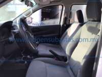 Nissan NP300 Doble Cabina 2020 4p S L4/2.5 Man A/A 2020 Nissan NP300 Doble Cabina Ingreso Interiores 9