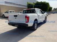 Nissan NP300 Doble Cabina 2020 4p S L4/2.5 Man A/C 2020 Nissan NP300 Doble Cabina Ingreso Exteriores 4