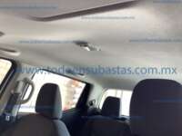 Nissan NP300 Doble Cabina 2020 4p S L4/2.5 Man A/C 2020 Nissan NP300 Doble Cabina Ingreso Interiores 19