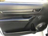 Toyota Hilux 2020 2p Cabina Sencilla L4/2.7 Man 2020 Toyota Hilux Venta Interiores 12